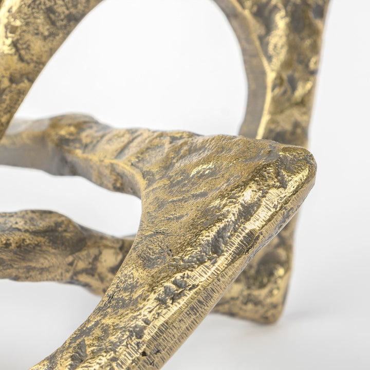 Delaunay I (Large) 10L X9W Gold Hammered Metal Interlinked Patterned Decor Mercana