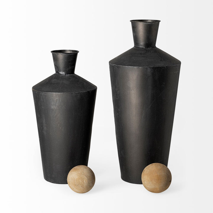 Asher Set of Two Black Metal Urns Decor Mercana
