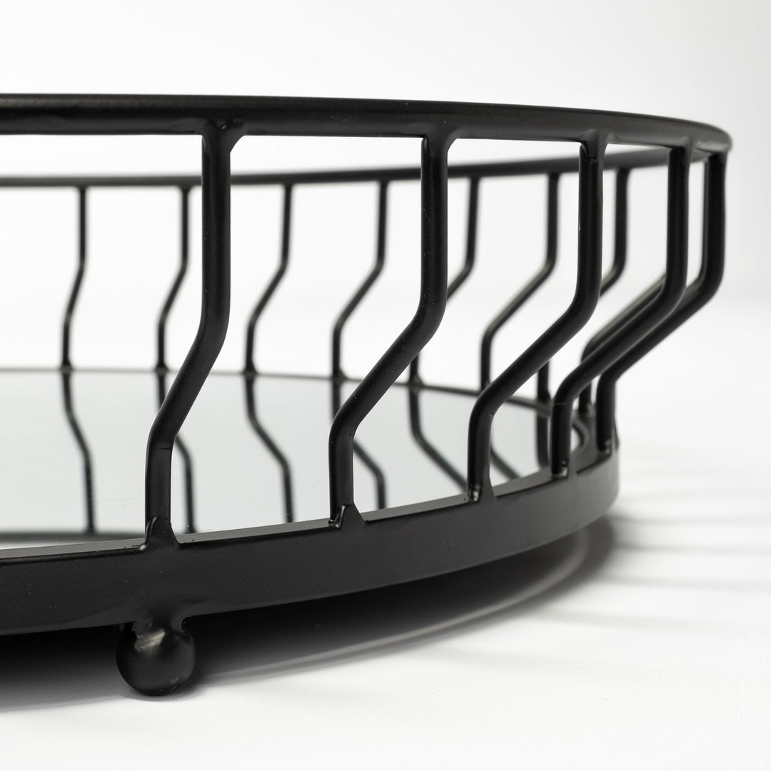 Helena 20L x 20W Black Metal Mirrored Bottom Round Serving Tray Decor Mercana