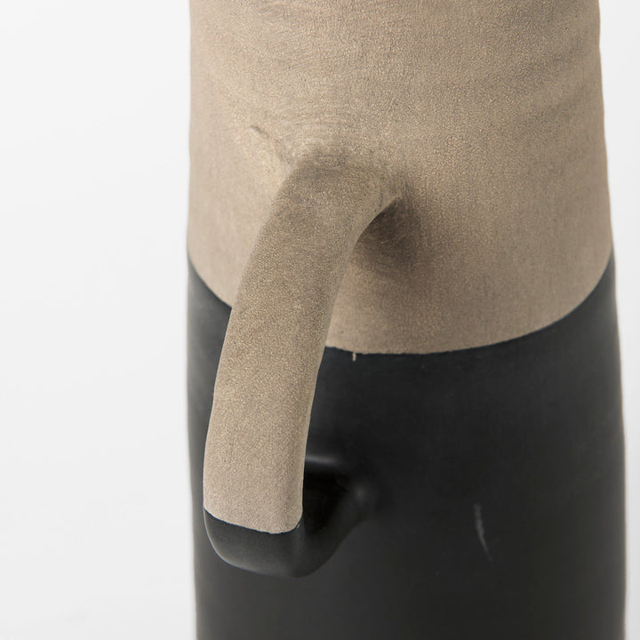 Garand Medium 15H Two-Toned Black/Natural Ceramic Jug Decor Mercana