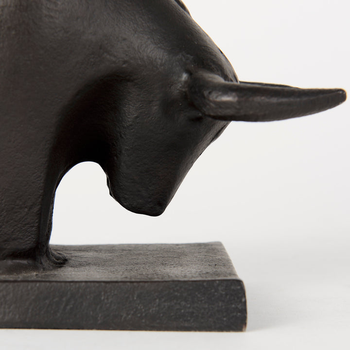 Tauro III (Set of 2) 10L x 5W Black Cast Aluminum Raging Bull Bookends Decor Mercana