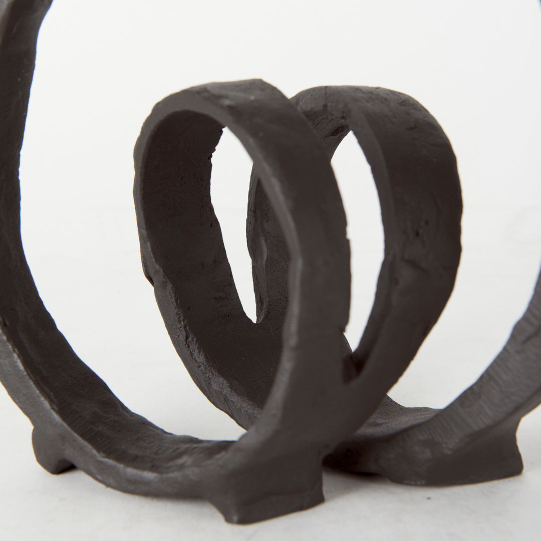 Stanislaw II Black Metal Infinite Ribbon Sculpture Decor Mercana