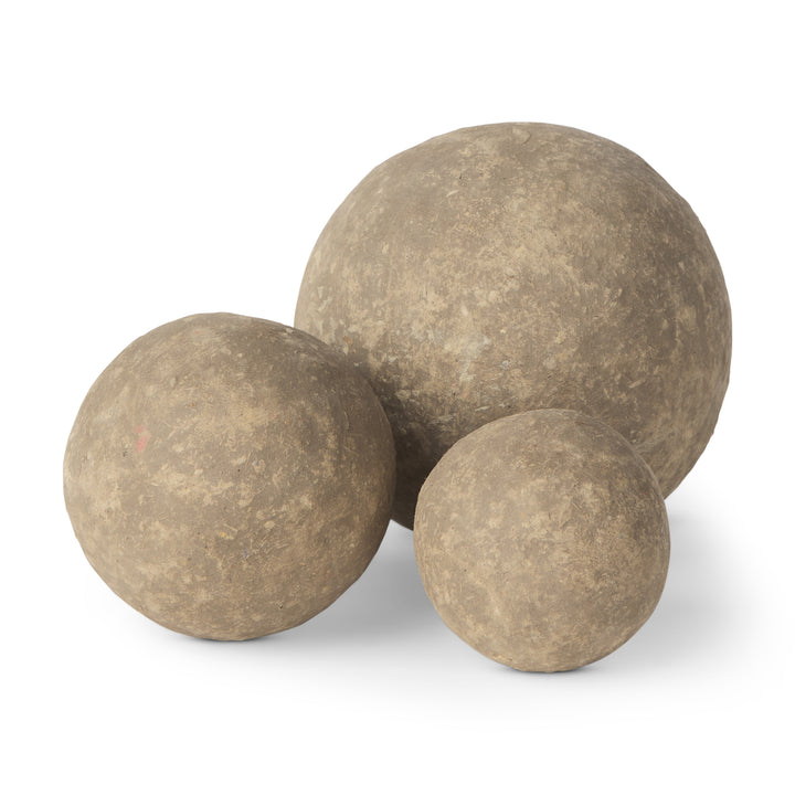 Sunita Set of 3 Gray Paper Mache Orbs Decor Mercana