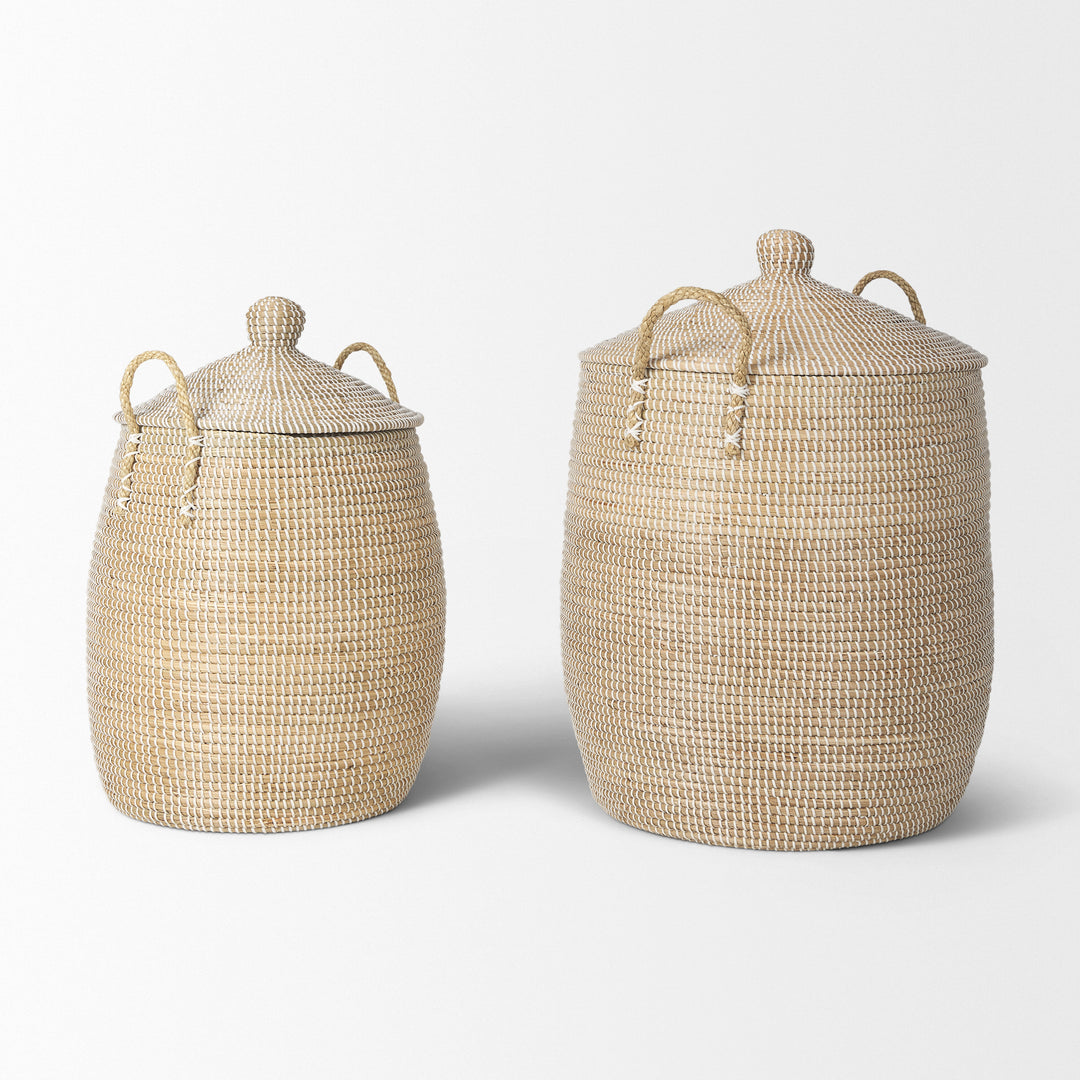 Kairi Set of 2 Seagrass Floor Baskets w/ Lids and Handles Decor Mercana