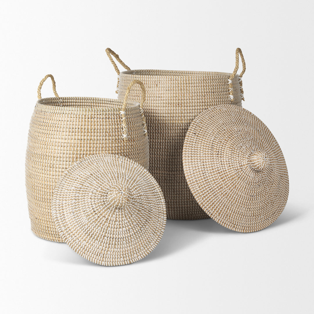 Kairi Set of 2 Seagrass Floor Baskets w/ Lids and Handles Decor Mercana