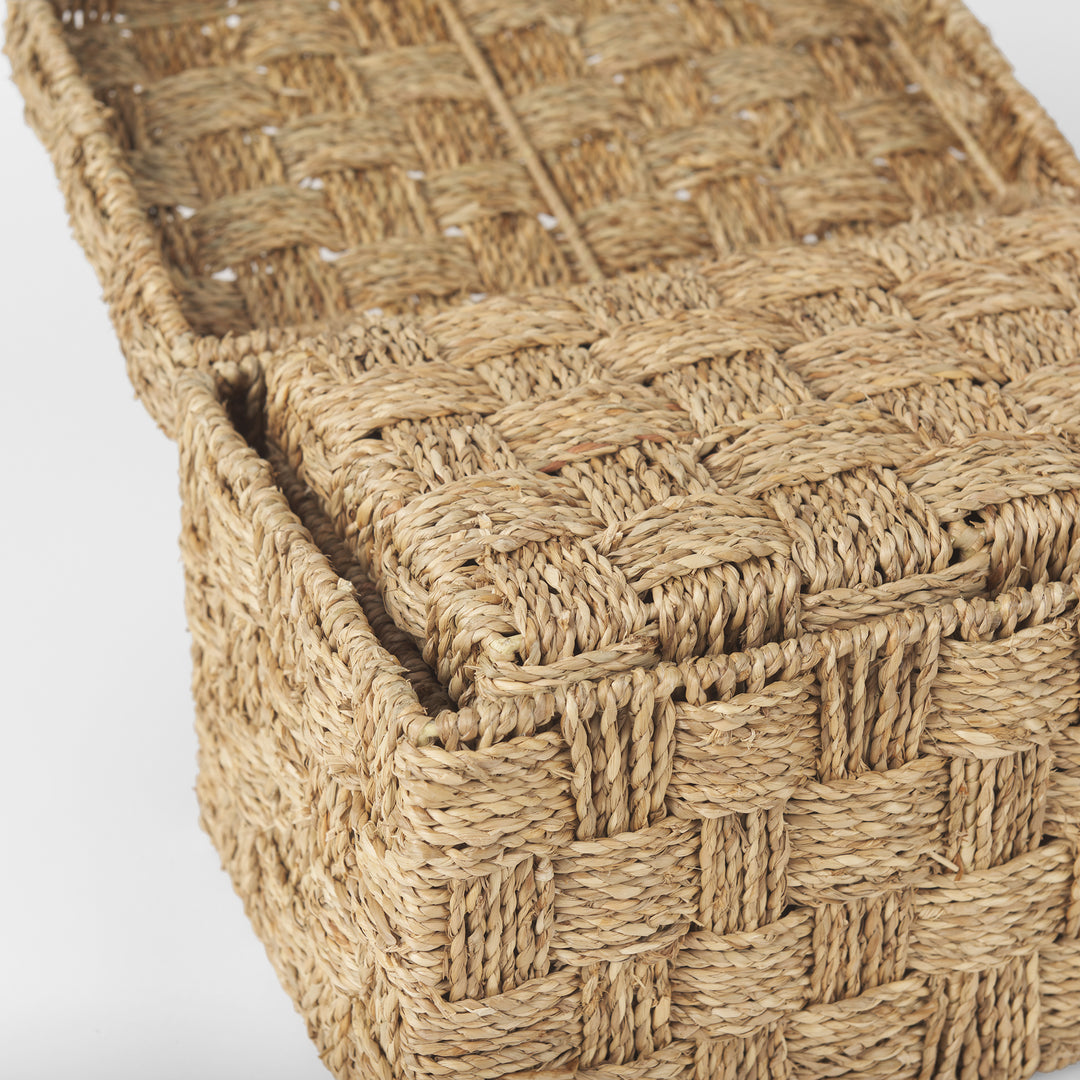 Hanalei Set of 2 Seagrass Boxes with Lids Decor Mercana