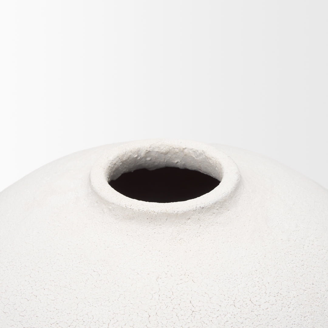 Karakum I Short White Textured Ceramic Vase Decor Mercana