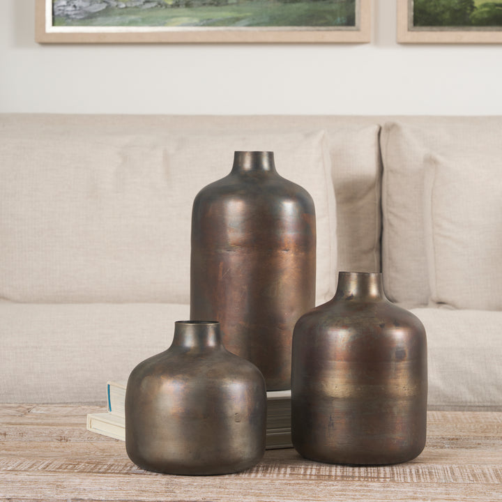 Daya Medium Antiqued Gold Metal Vase Decor Mercana