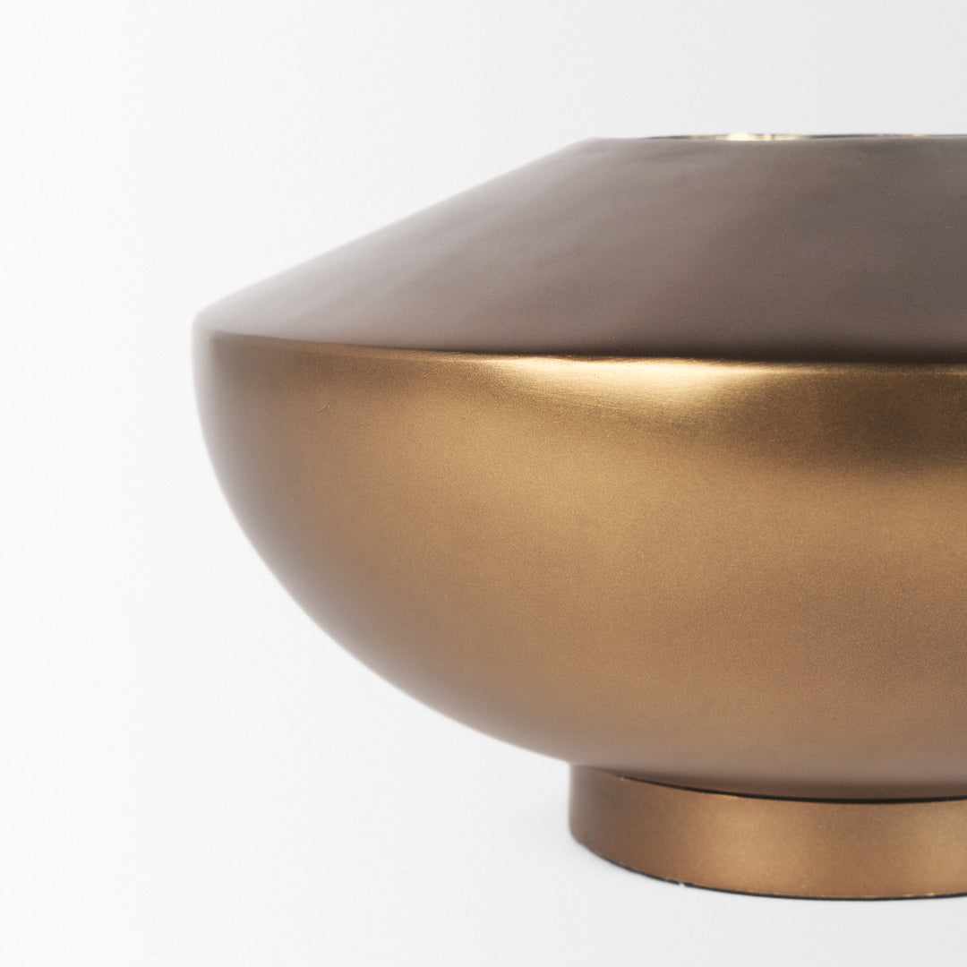 Quiana Large Gold Metal Vase Decor Mercana