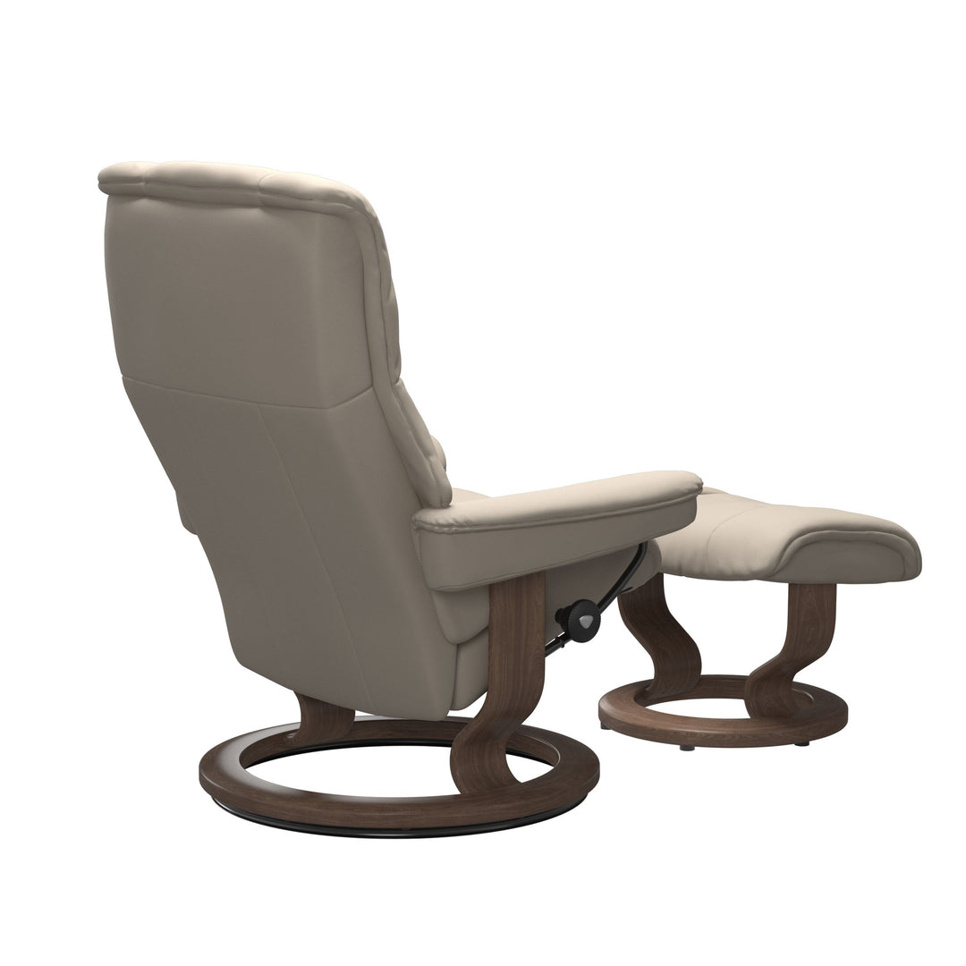 Stressless Mayfair Classic Chair & Ottoman Living Room Ekornes