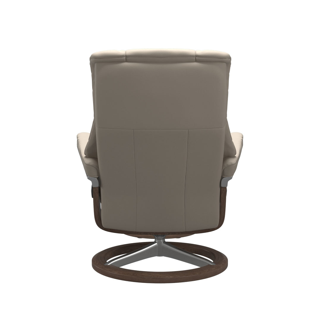 Stressless Mayfair Signature Chair & Ottoman Living Room Ekornes