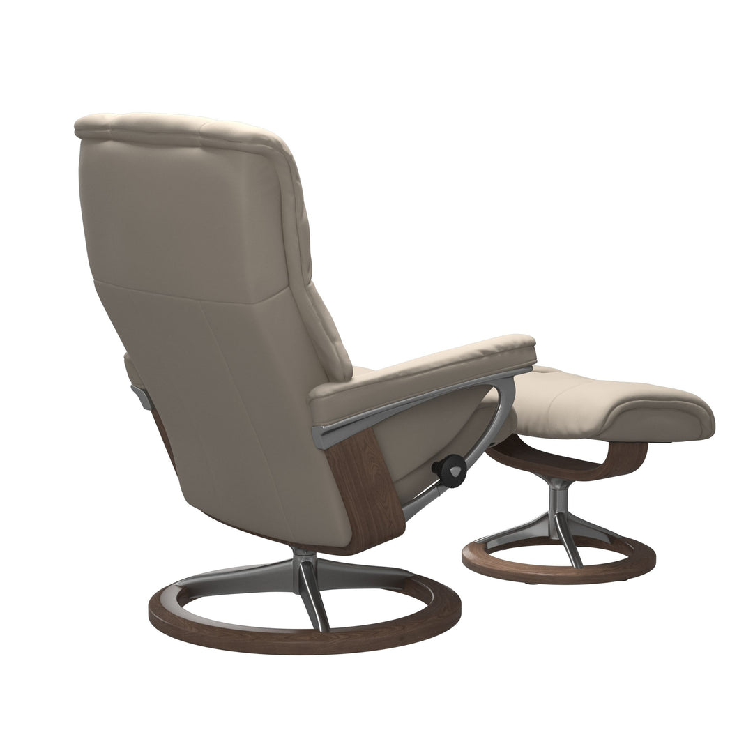 Stressless Mayfair Signature Chair & Ottoman Living Room Ekornes