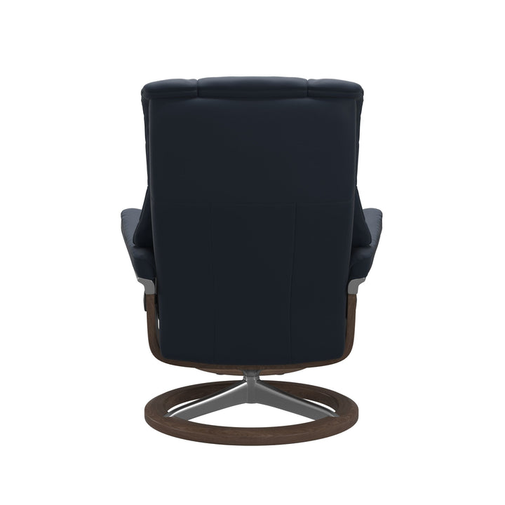 Stressless Mayfair Signature Chair & Ottoman Living Room Ekornes