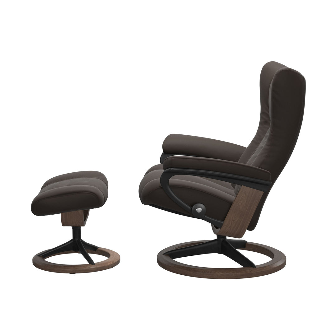 Stressless Wing Signature Chair & Ottoman Living Room Ekornes