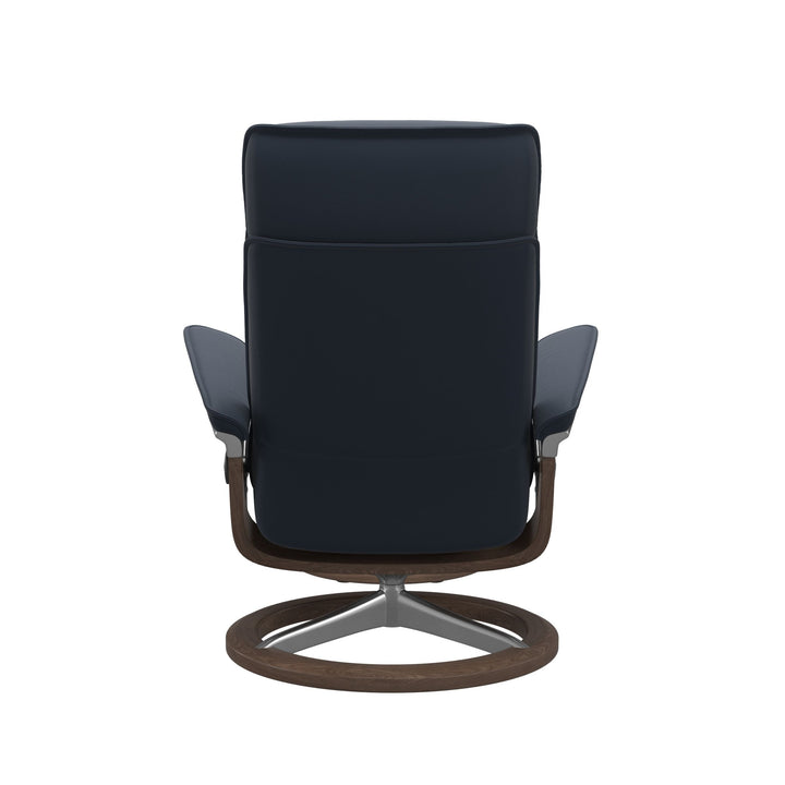 Stressless Admiral Signature Chair & Ottoman Living Room Ekornes