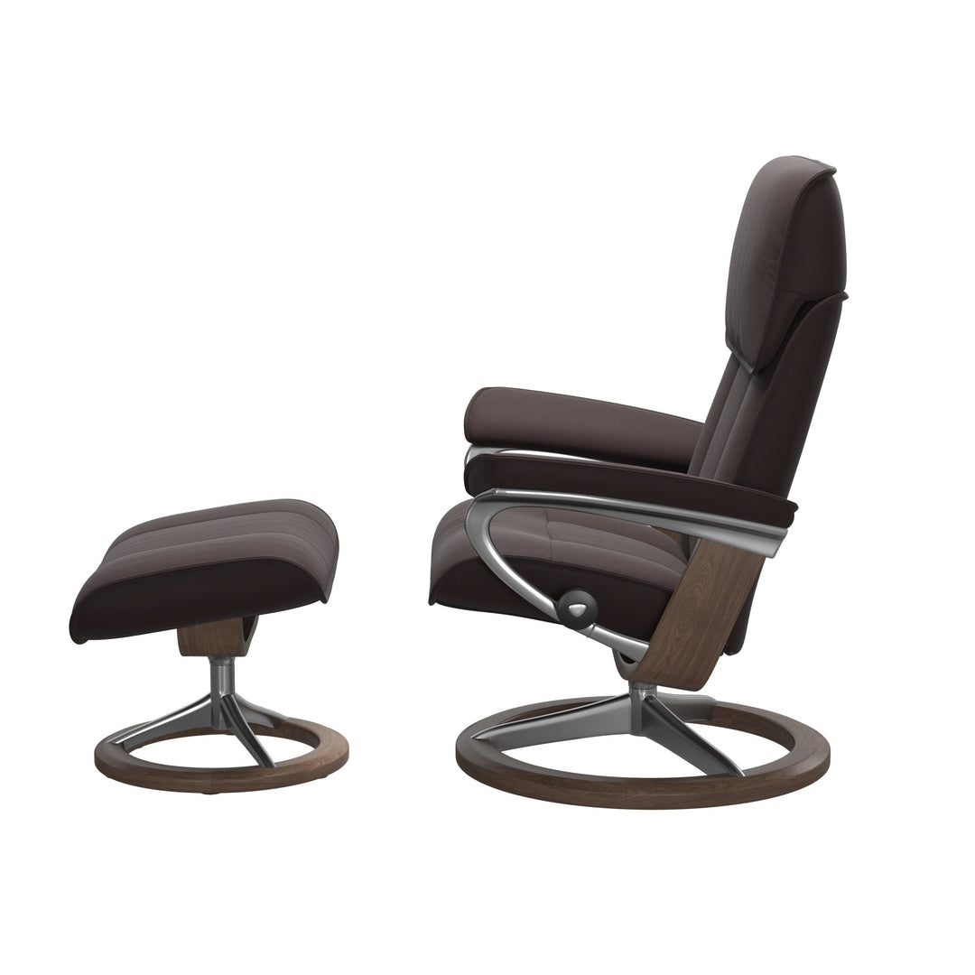 Stressless Admiral Signature Chair & Ottoman Living Room Ekornes