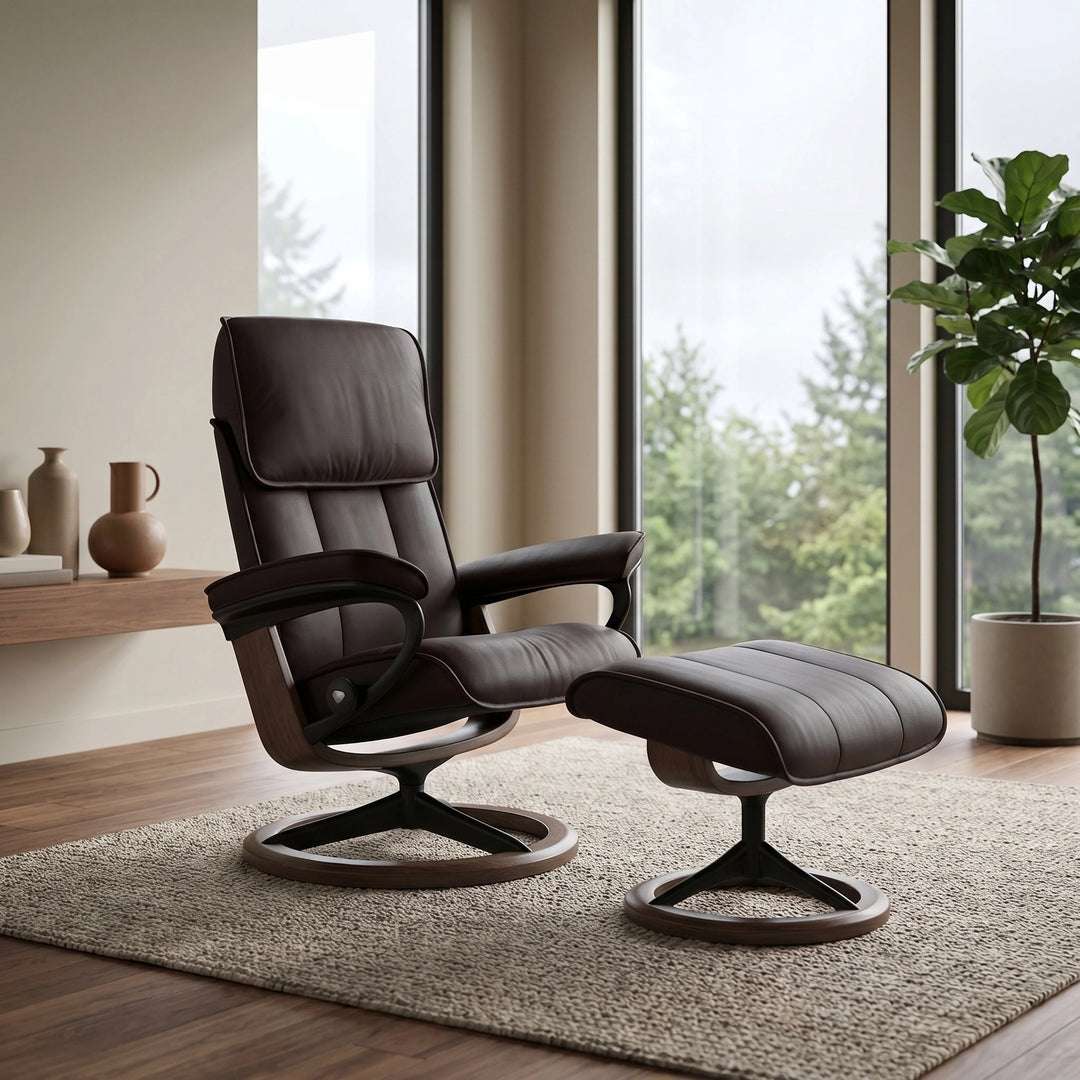 Stressless Admiral Signature Chair & Ottoman Living Room Ekornes