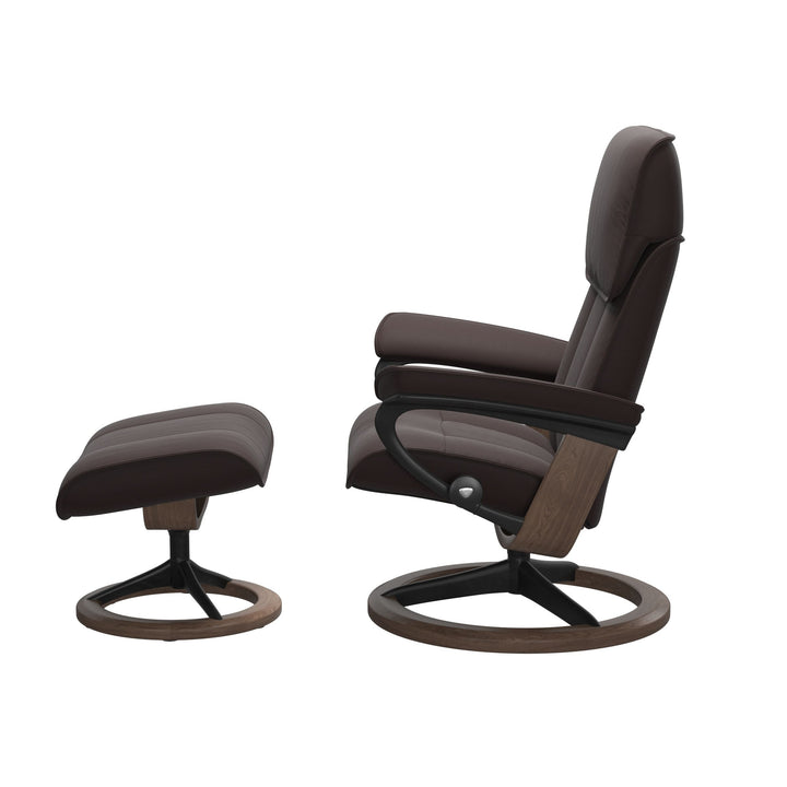 Stressless Admiral Signature Chair & Ottoman Living Room Ekornes