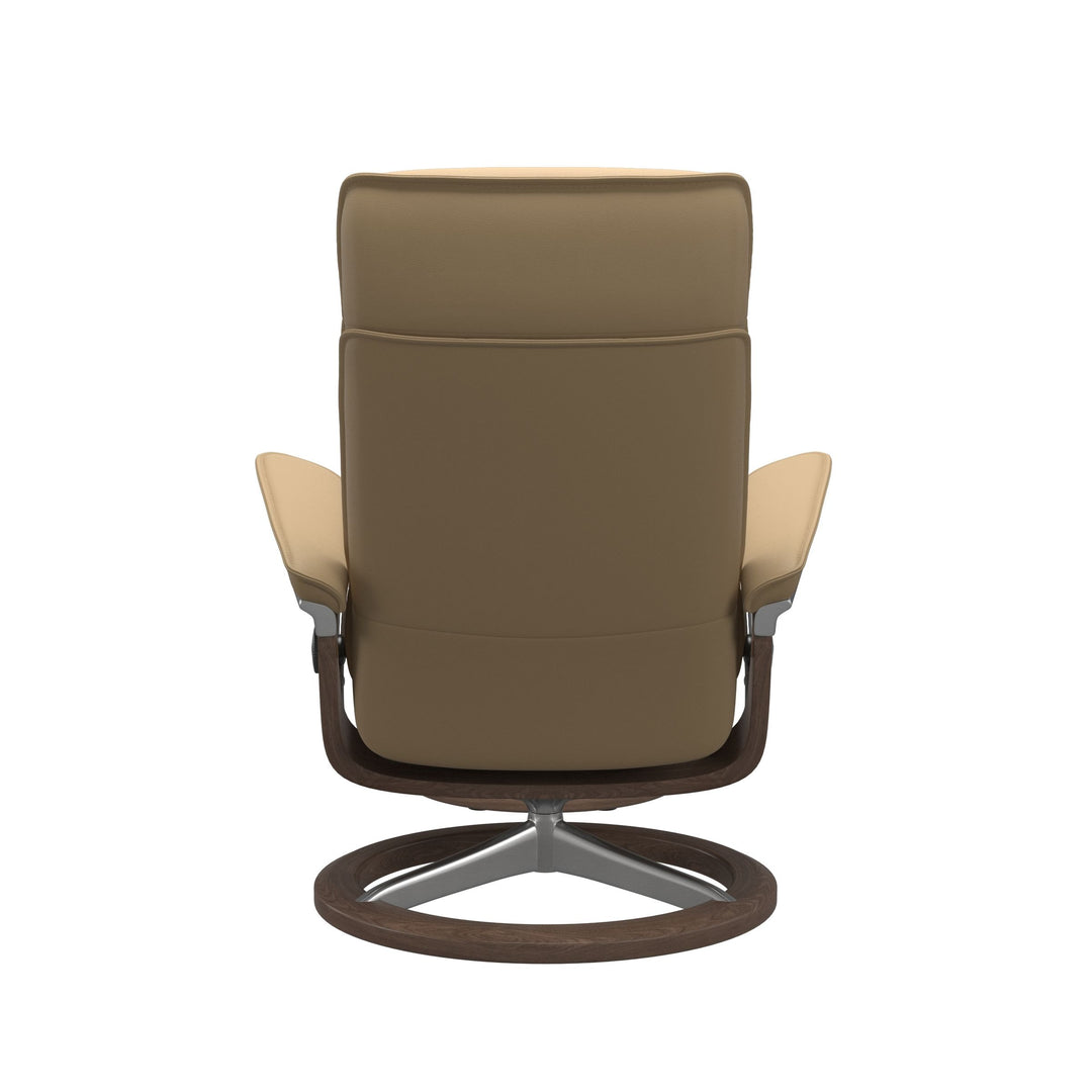 Stressless Admiral Signature Chair & Ottoman Living Room Ekornes