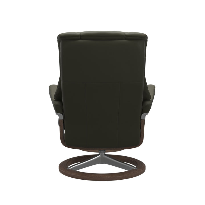 Stressless Mayfair Signature Chair & Ottoman Living Room Ekornes