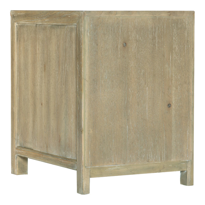 Surfrider Chairside Chest Living Room Hooker Furniture