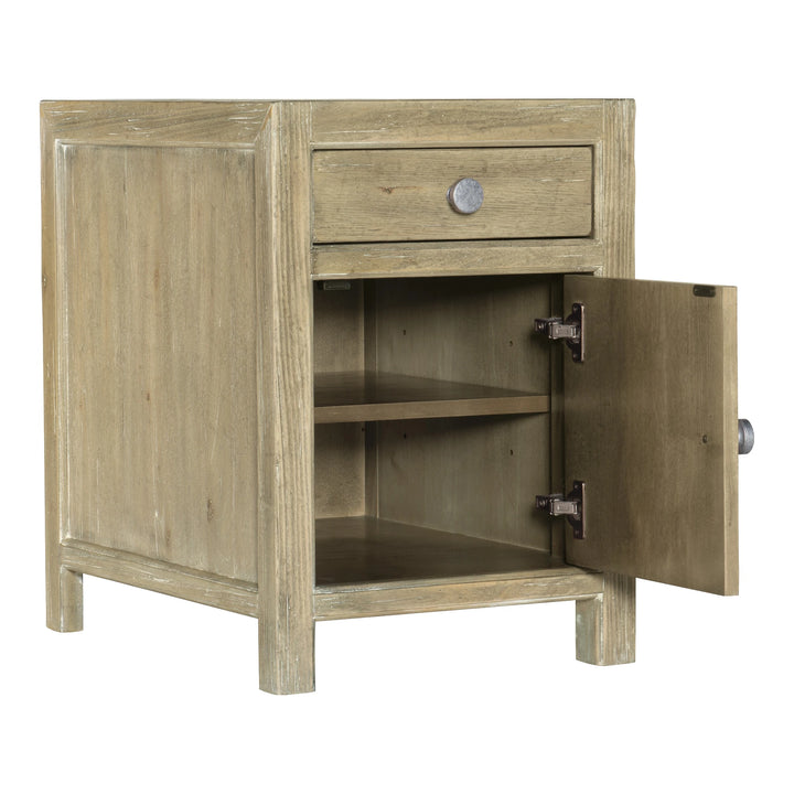 Surfrider Chairside Chest Living Room Hooker Furniture