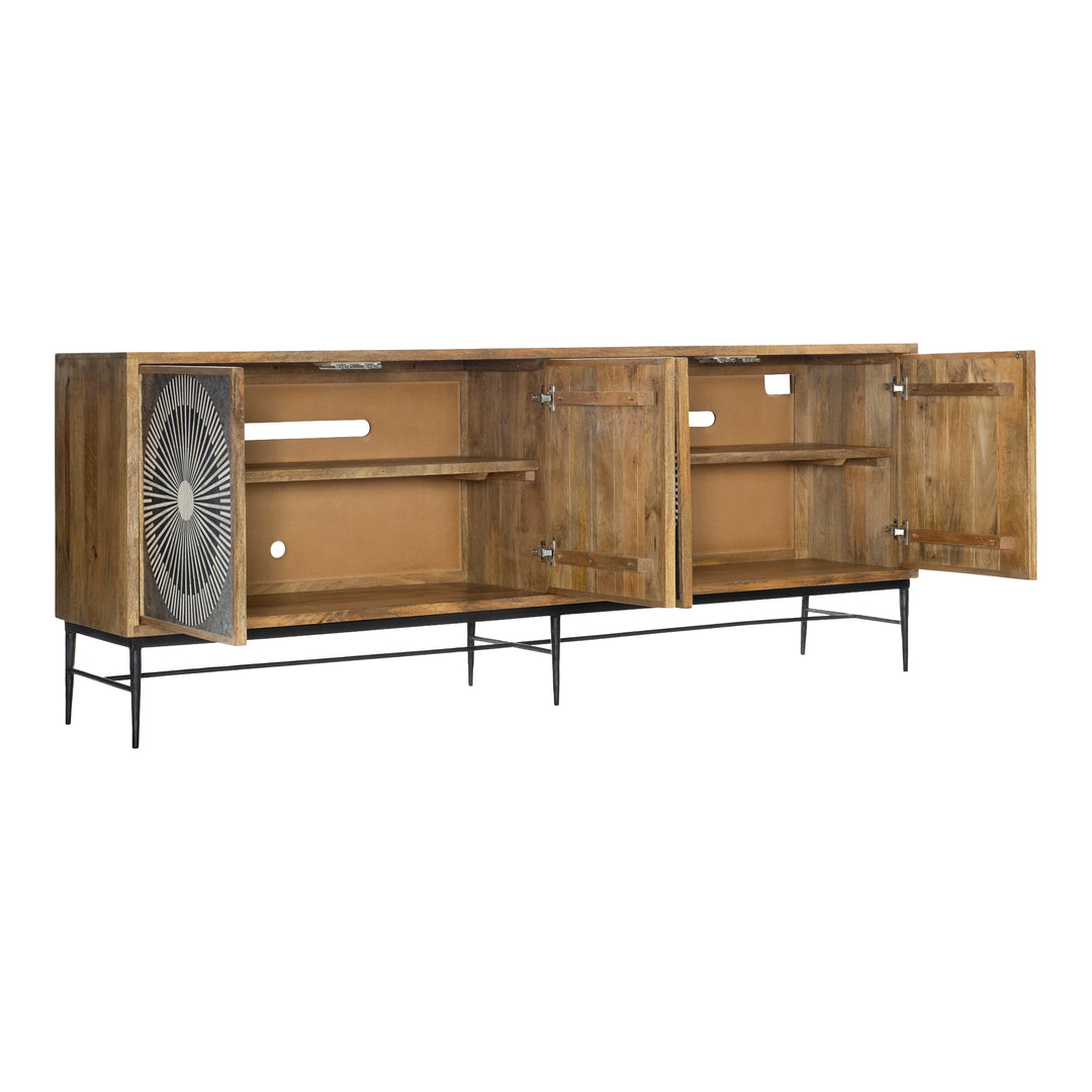 Commerce & Market Giovanni Entertainment Console