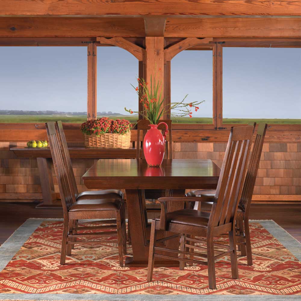 Highlands Pedestal Dining Table