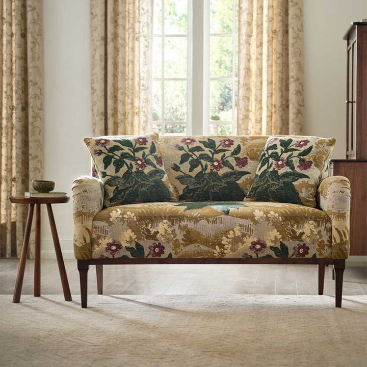 Hudson Valley 55-inch Settee Living Room Stickley