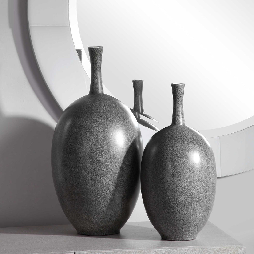 Riordan Modern Vases Set of 2 Accessories Uttermost