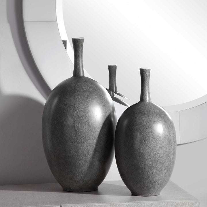 Riordan Modern Vases Set of 2 Accessories Uttermost