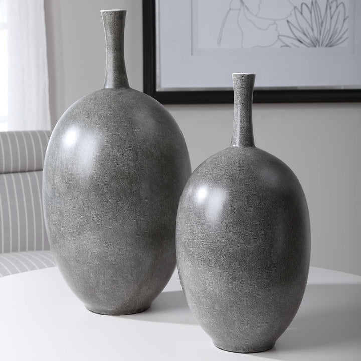 Riordan Modern Vases Set of 2 Accessories Uttermost