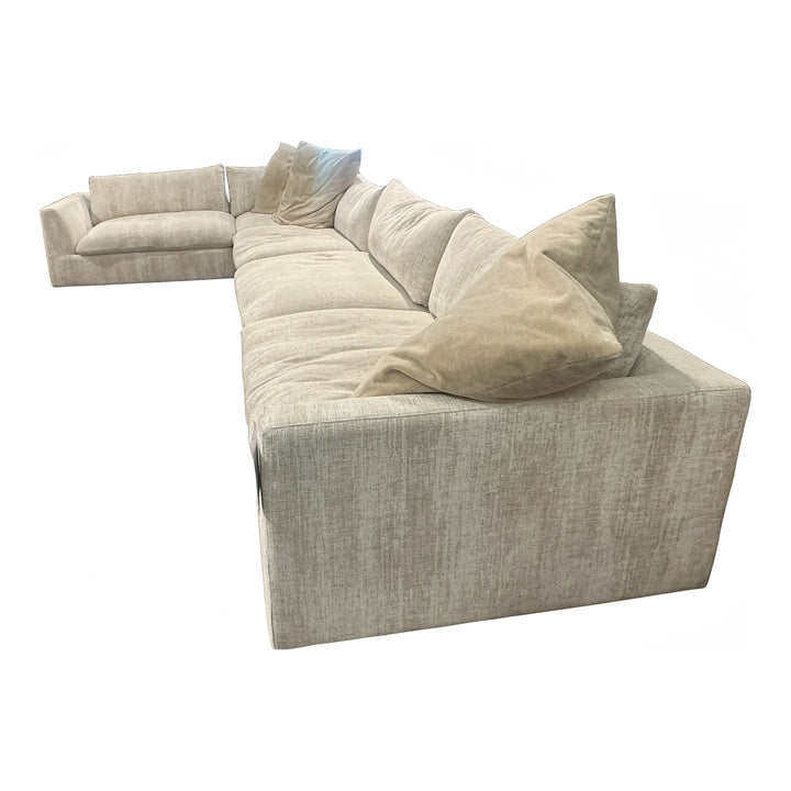 Espen 5 Piece Sectional with 3 Pillows Living Room American Leather