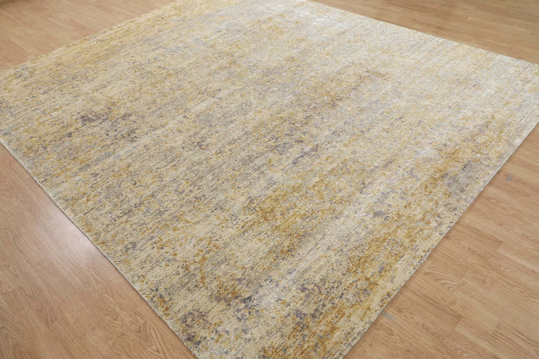 Mafi Signature | Husk | HUK-132: Grey/Gold Area Rug Mafi Rugs