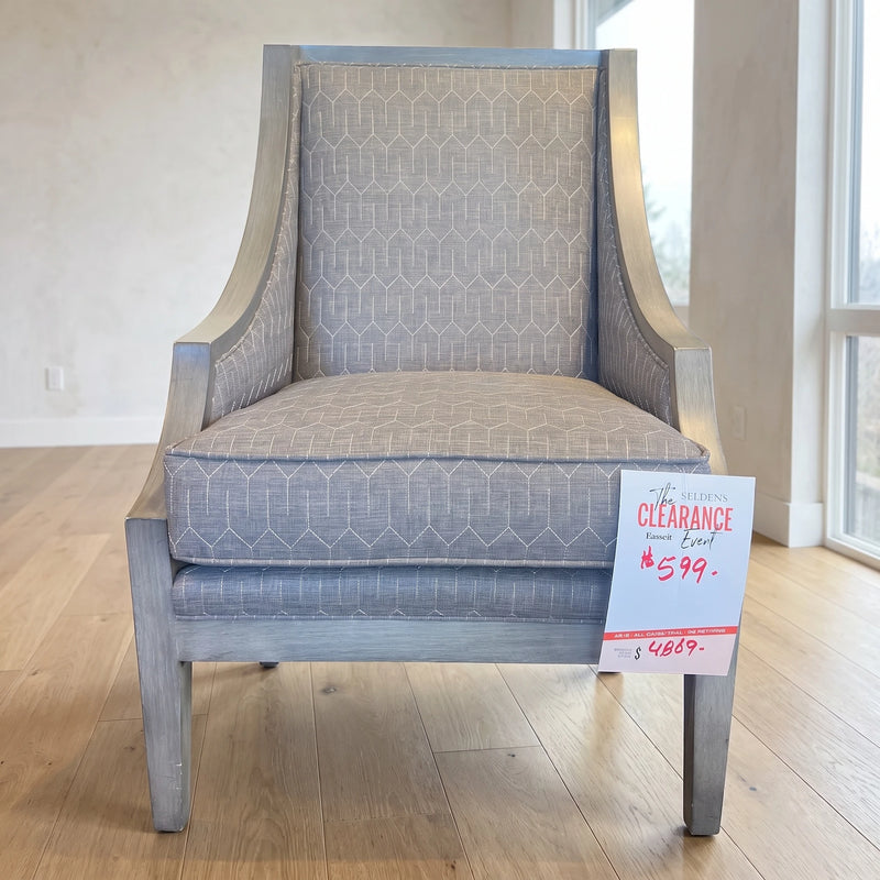 Pompey Chair