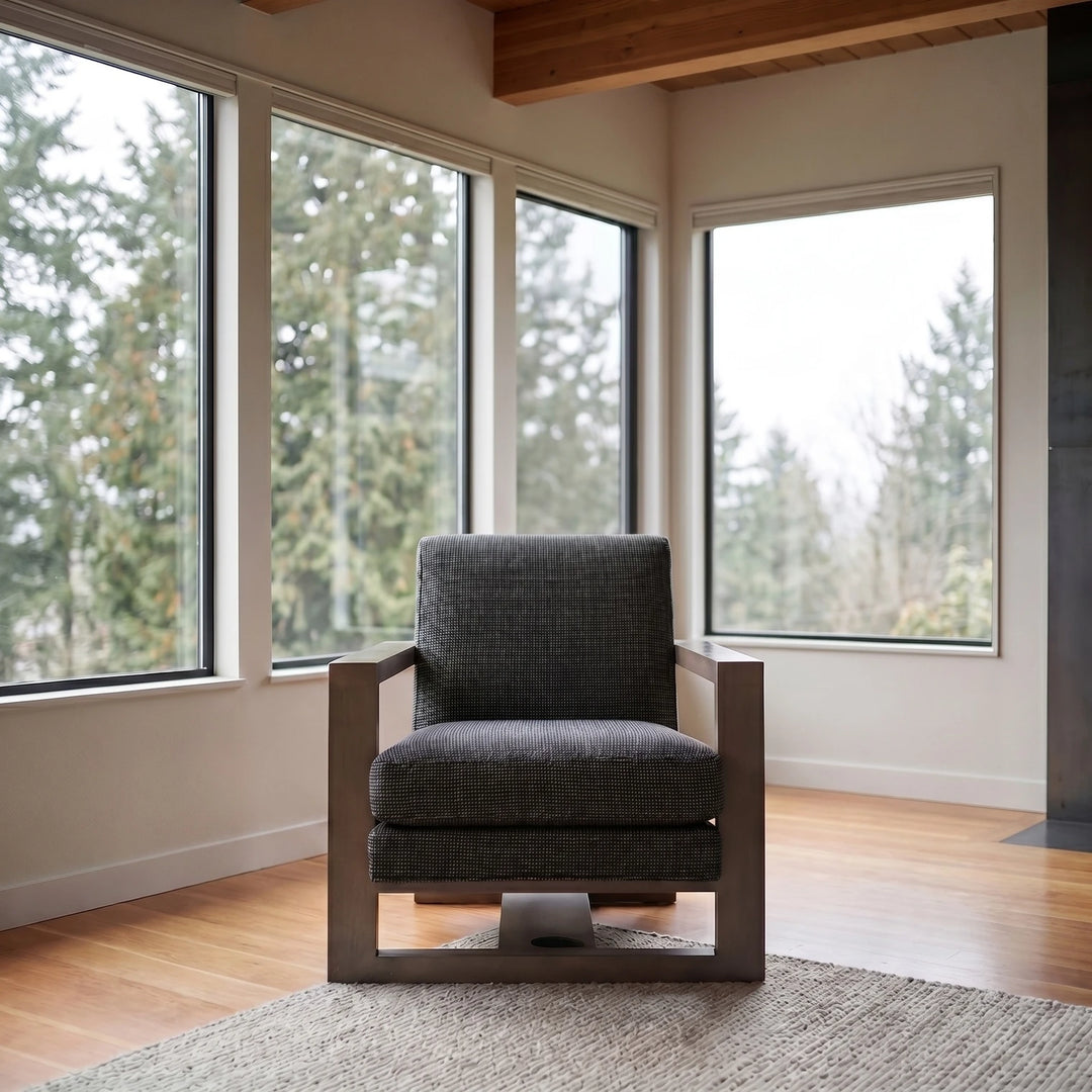 Roger Lounge Chair
