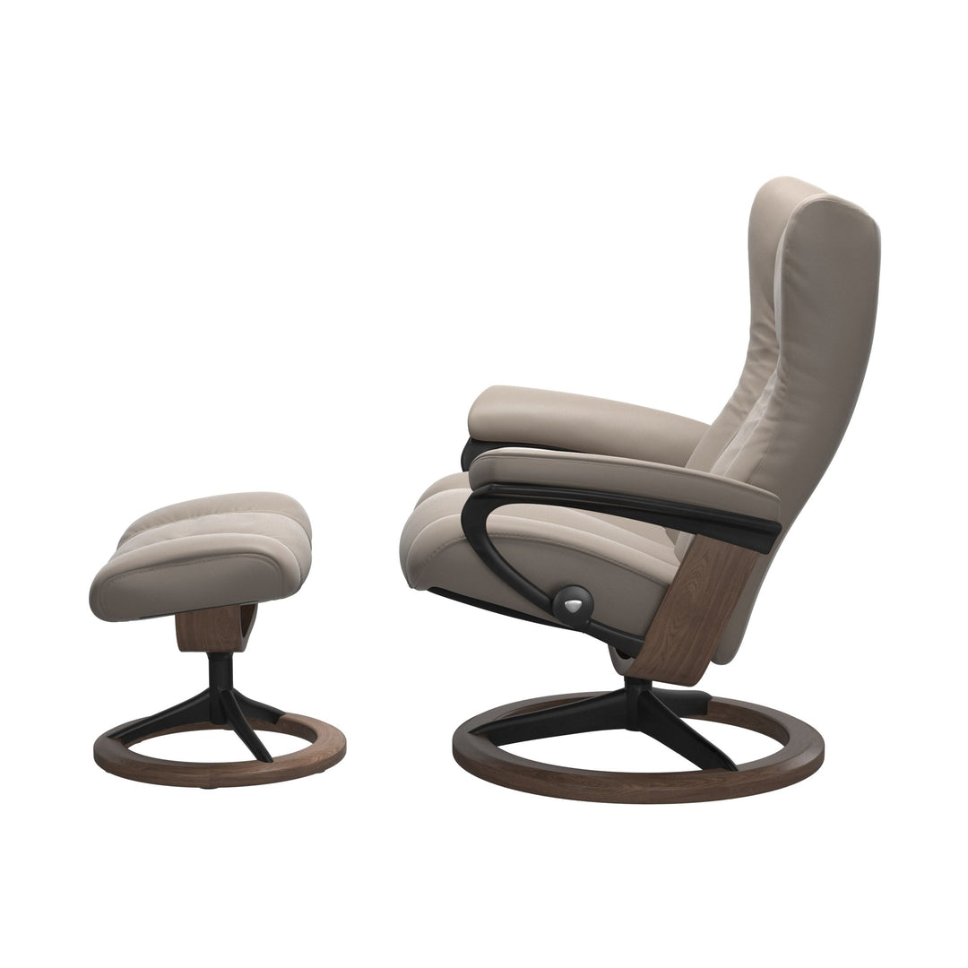 Stressless Wing Signature Chair & Ottoman Living Room Ekornes