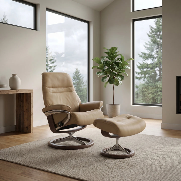 Stressless Sunrise Signature Chair & Ottoman Living Room Ekornes