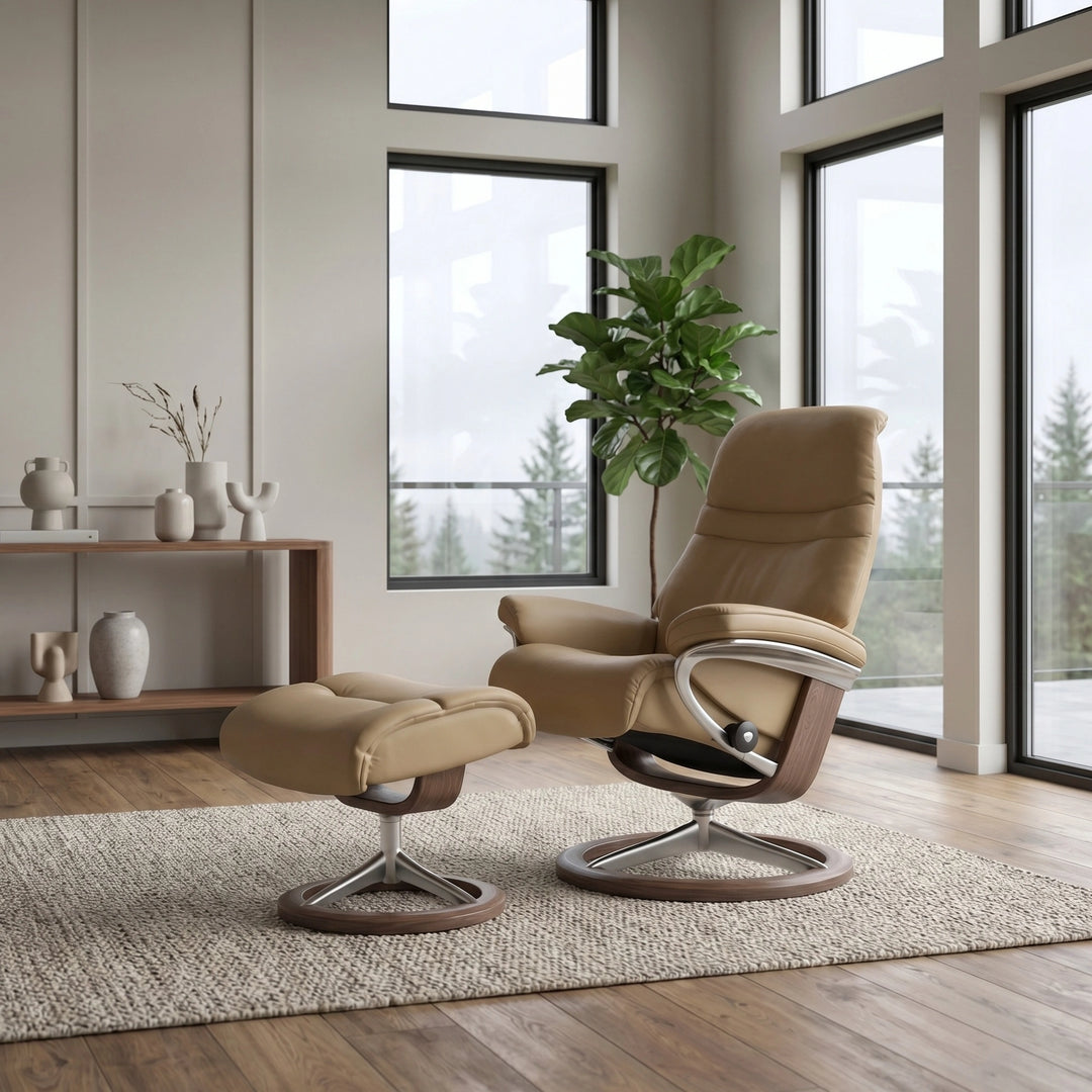 Stressless Sunrise Signature Chair & Ottoman Living Room Ekornes
