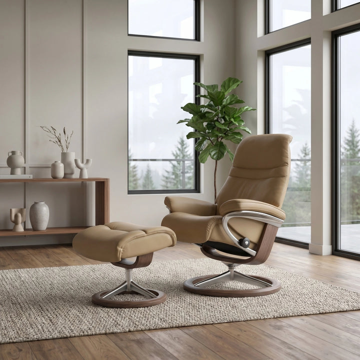 Stressless Sunrise Signature Chair & Ottoman Living Room Ekornes