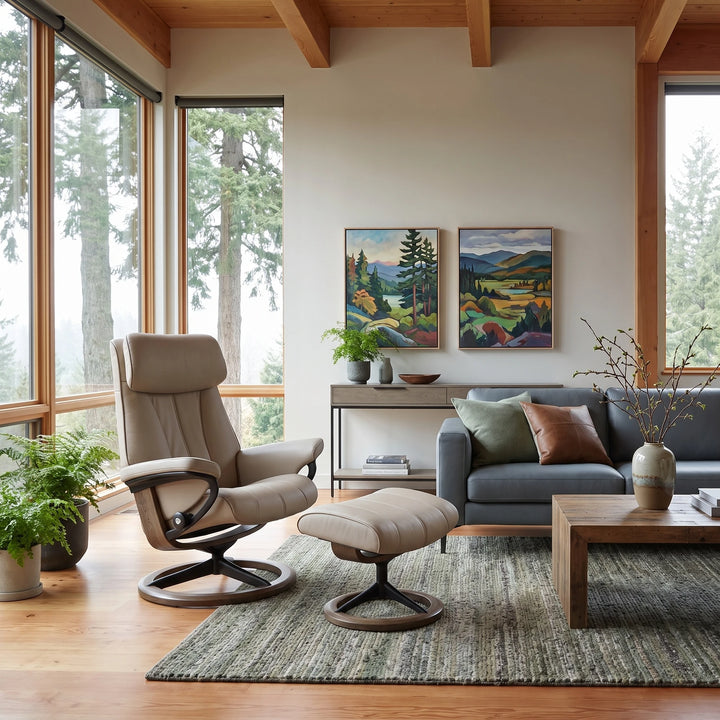 Stressless Paul Signature Chair & Ottoman Living Room Ekornes