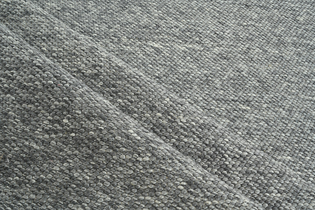 Mafi Signature | Thar | TH-5001: Charcoal Area Rugs Mafi Rugs