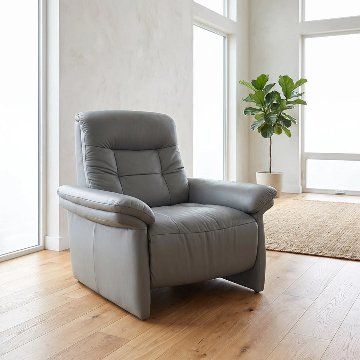 Mary HR One Seat Chair Upholstered with Arms clearance Ekornes