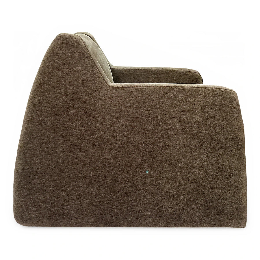 Pira Swivel Chair