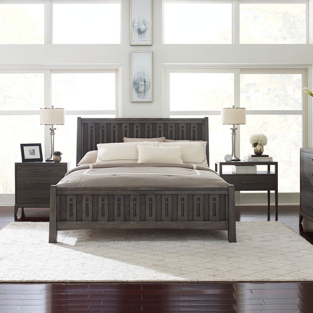 Highlands Upholstered Bed 